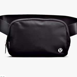 Lululemon Everywhere Belt Bag Black Sealed NWT